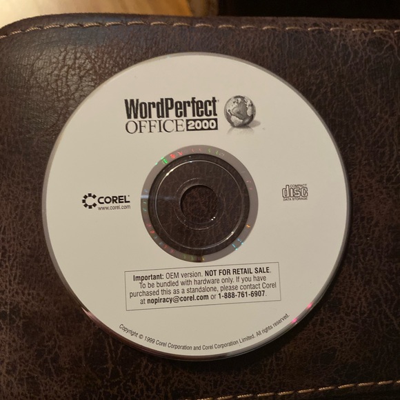 Bundle Of Computer CD’s 💿 Software Vintage (8 Total) - Picture 14 of 14